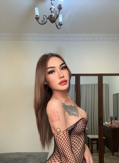 Olif LB big dick - Transsexual escort in Khobar Photo 3 of 7