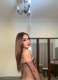 Olif LB big dick - Transsexual escort in Khobar Photo 4 of 7