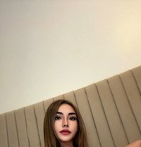 Olin big cock - Transsexual escort in Khobar Photo 5 of 13