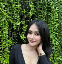 Oline new comer hyper sexy - puta in Bali Photo 1 of 5