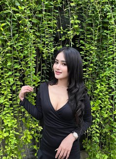 Oline new comer hyper sexy - escort in Bali Photo 3 of 5