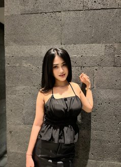 Oline new year sale hyper sexy - escort in Bali Photo 5 of 5