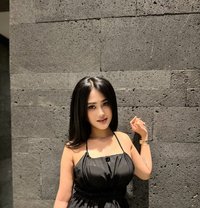 Oline new year sale hyper sexy - puta in Bali Photo 5 of 5