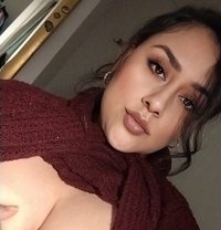 Oliso - escort in Frankfurt