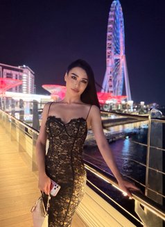 Olivai - Transsexual escort in Dubai Photo 2 of 7