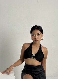 OLIVE IN CANGGU - escort in Bali Photo 5 of 7