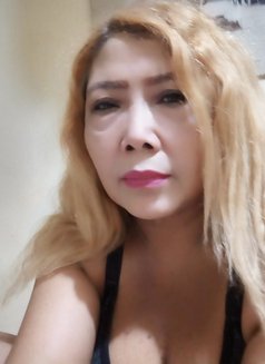 Olive - escort in Bali Photo 2 of 7