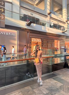 Olive - escort in Bali Photo 6 of 8