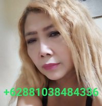 Olive - escort in Bali