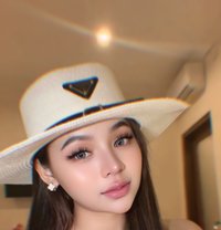 Olive - escort in Bali