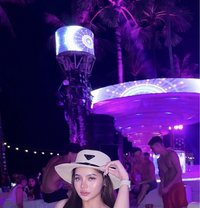 Olive - escort in Bali
