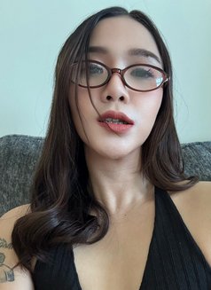 Olive - masseuse in Abu Dhabi Photo 1 of 12