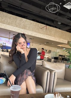 Olive - masseuse in Abu Dhabi Photo 12 of 12