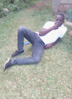Oliver Aluda - Male escort in Nairobi Photo 5 of 5