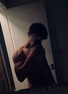 Oliver 🇷🇺 big dick - Acompañantes masculino in Doha Photo 3 of 6