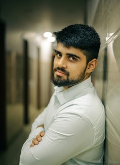 Oliver - Male escort in Dubai Photo 1 of 1