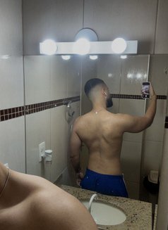 Brazilian man available only for online - Male escort in Doha Photo 1 of 5