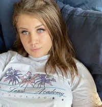 Olivia - escort in Madrid