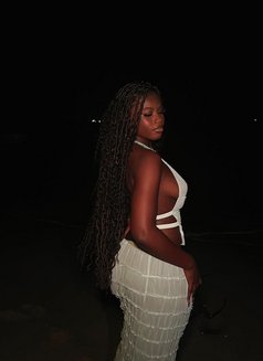 Olivia Bitch - escort in Bali Photo 3 of 8