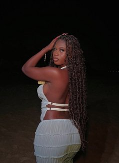 Olivia Bitch - escort in Bali Photo 4 of 8