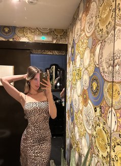 Olivia - Masajista in Barcelona Photo 2 of 9