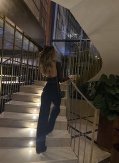 Olivia - Masajista in Barcelona Photo 5 of 9