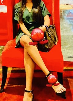 Olivia - escort in Mumbai Photo 7 of 10