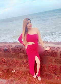 Olivia - escort in Candolim, Goa Photo 4 of 11