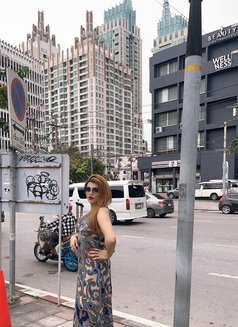 Olivia - escort in Candolim, Goa Photo 9 of 11