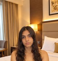 Olivia Emma Escorts Girls Full Service - puta in Candolim, Goa