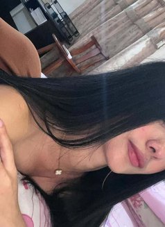 Olivia - puta in Sydney Photo 4 of 4