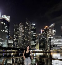 Olivia - escort in Singapore Photo 1 of 7