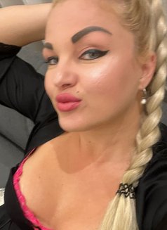 Olivia FULL ANAL NURU - Masajista in Riyadh Photo 21 of 24