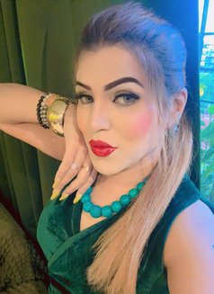 Olivia - escort in Candolim, Goa Photo 7 of 10
