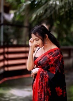 Olivia - Transsexual escort in Kochi Photo 1 of 4