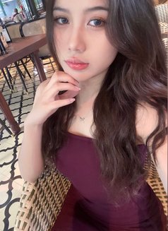 Olivia - escort in Bali Photo 5 of 6