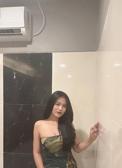 Olivia - puta in Jakarta Photo 2 of 6