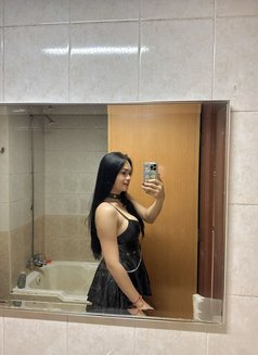 OLIVIA IS BACK IN SG - Transsexual escort in Singapore Photo 8 of 12