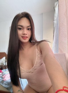 OLIVIA IS BACK IN SG - Transsexual escort in Singapore Photo 12 of 12
