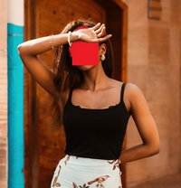 Olivia - escort in Toronto
