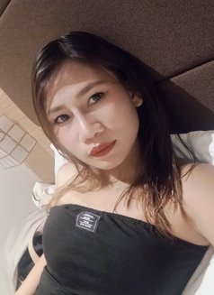 Olivia - escort in Dubai Photo 1 of 3