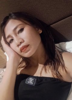 Olivia - escort in Dubai Photo 2 of 3