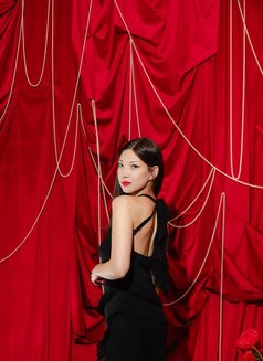 Olivia - puta in Dubai Photo 1 of 8