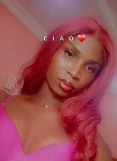 Olivia - Transsexual escort in Enugu Photo 1 of 4