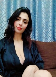 Olivia - escort in Muscat Photo 2 of 2