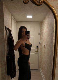 Olivia - escort in Bangkok Photo 3 of 9