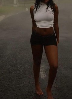 Olivia - escort in Kampala Photo 4 of 4