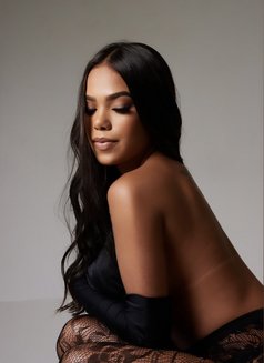 Oliwia - escort in Bangkok Photo 3 of 11