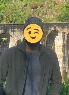 Ollie - Acompañante masculino in New Delhi Photo 1 of 2