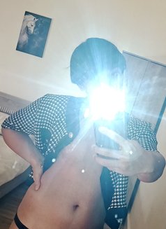 Om Mi πΉππΈπ¦ - Transsexual escort in Riyadh Photo 16 of 16